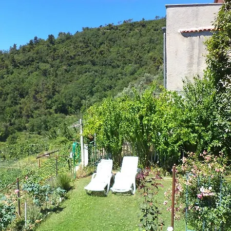 Cozy Holiday In Alassio With Terrace * Stellanello