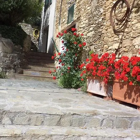 Cozy Holiday In Alassio With Terrace Σπίτι διακοπών Stellanello