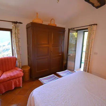 Cozy Holiday In Alassio With Terrace Stellanello